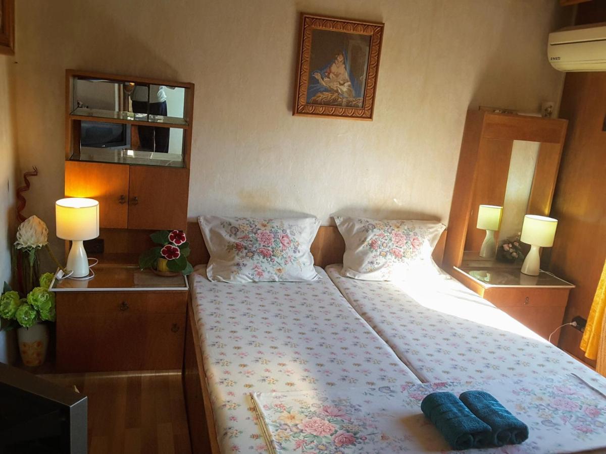 Diana Guesthouse Veliko Tarnovo Luaran gambar
